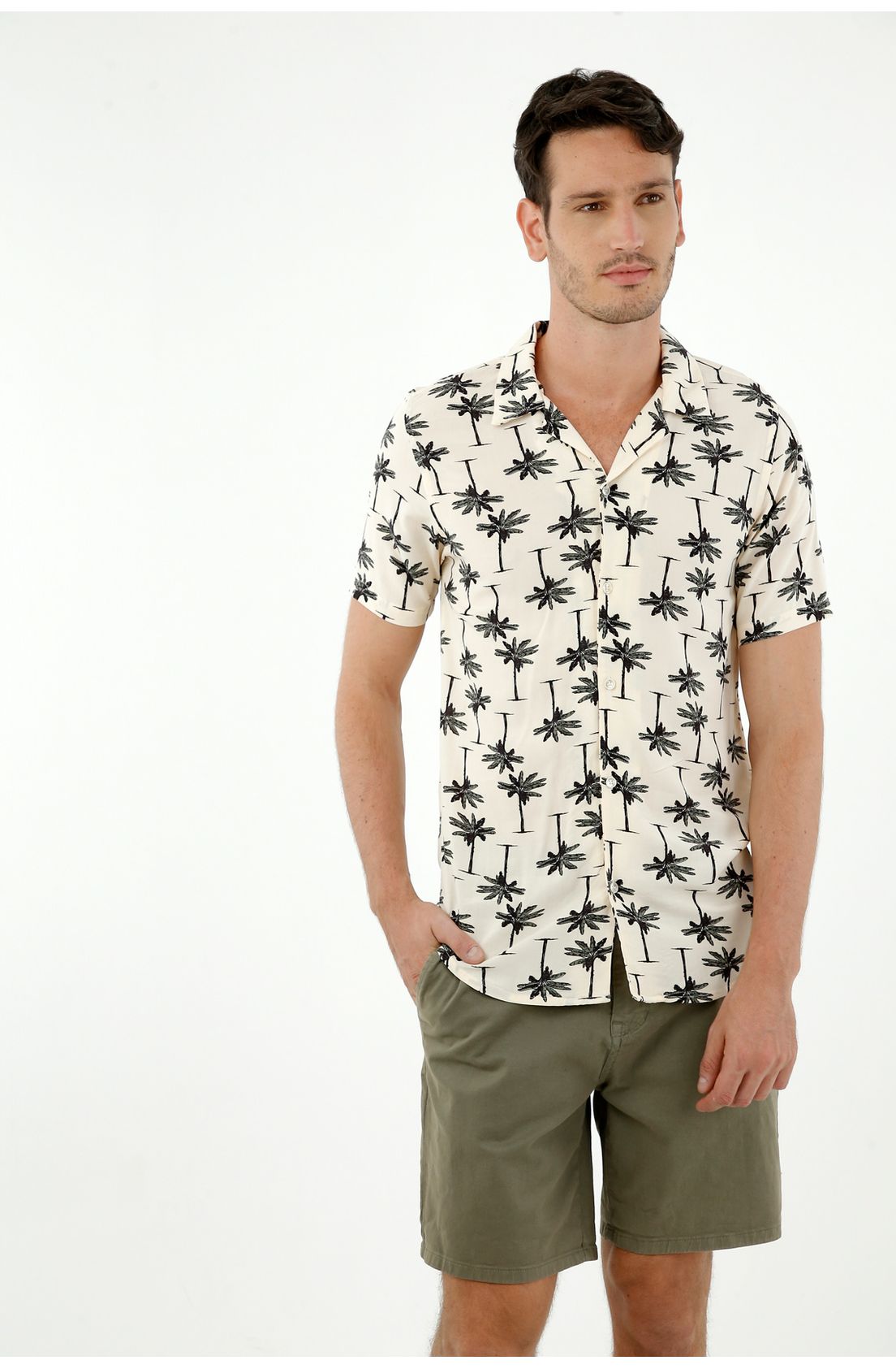 camisa palmeras hombre