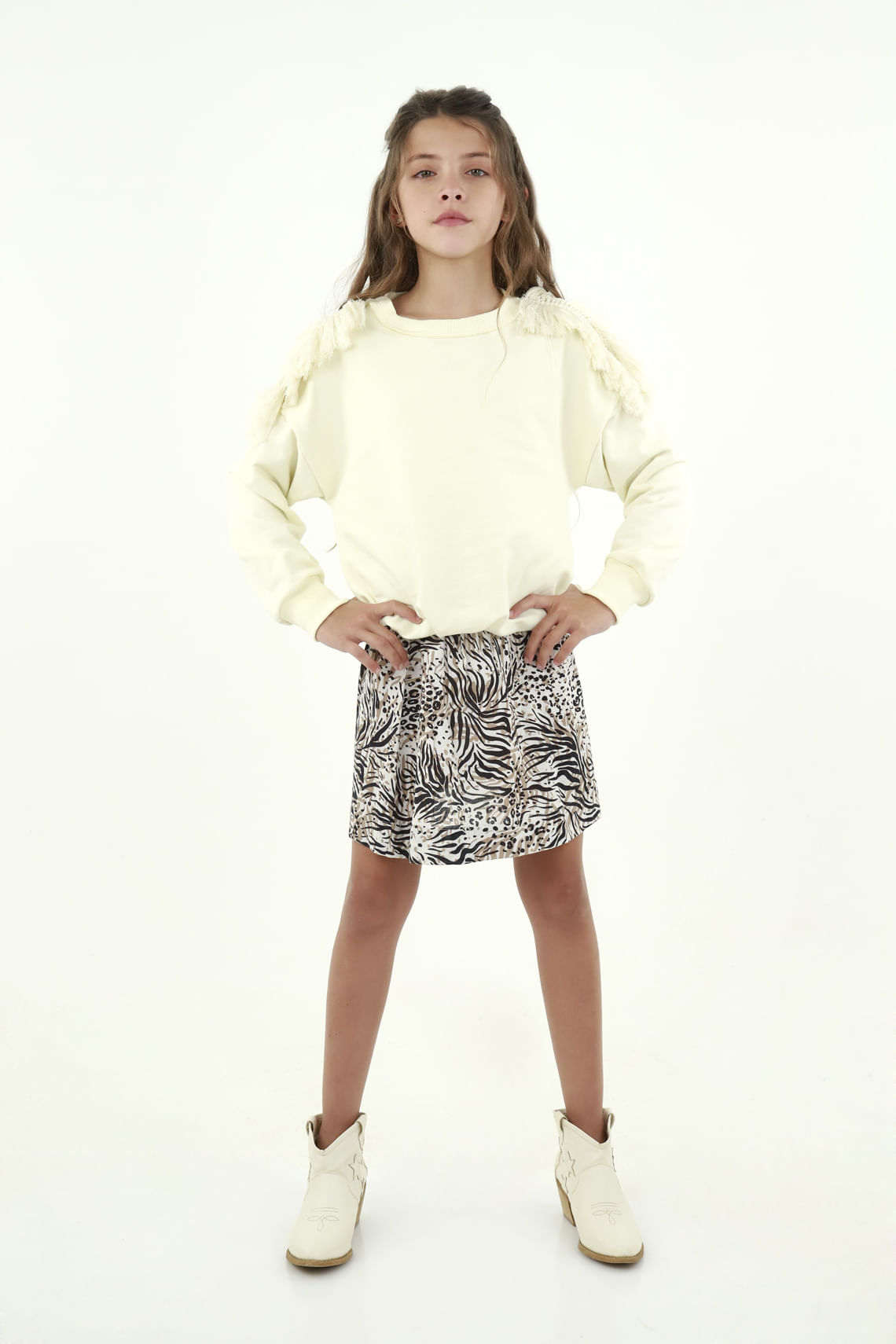 Buzo color crudo para niña