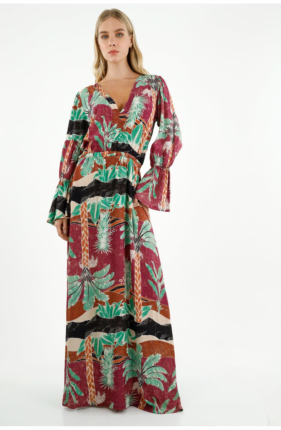 Vestido largo con estampado de palmeras para mujer