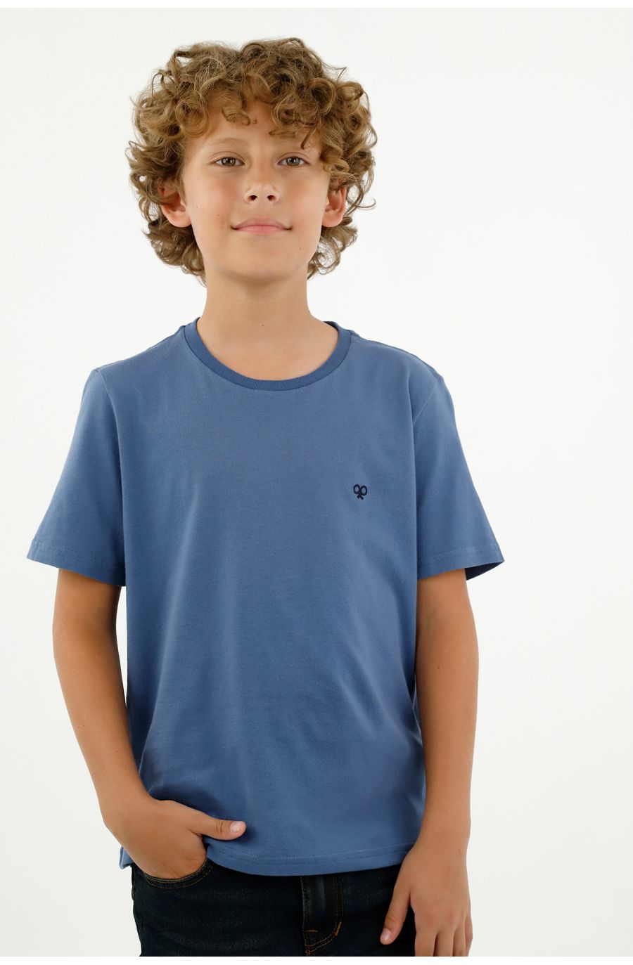 Camiseta azul para niño