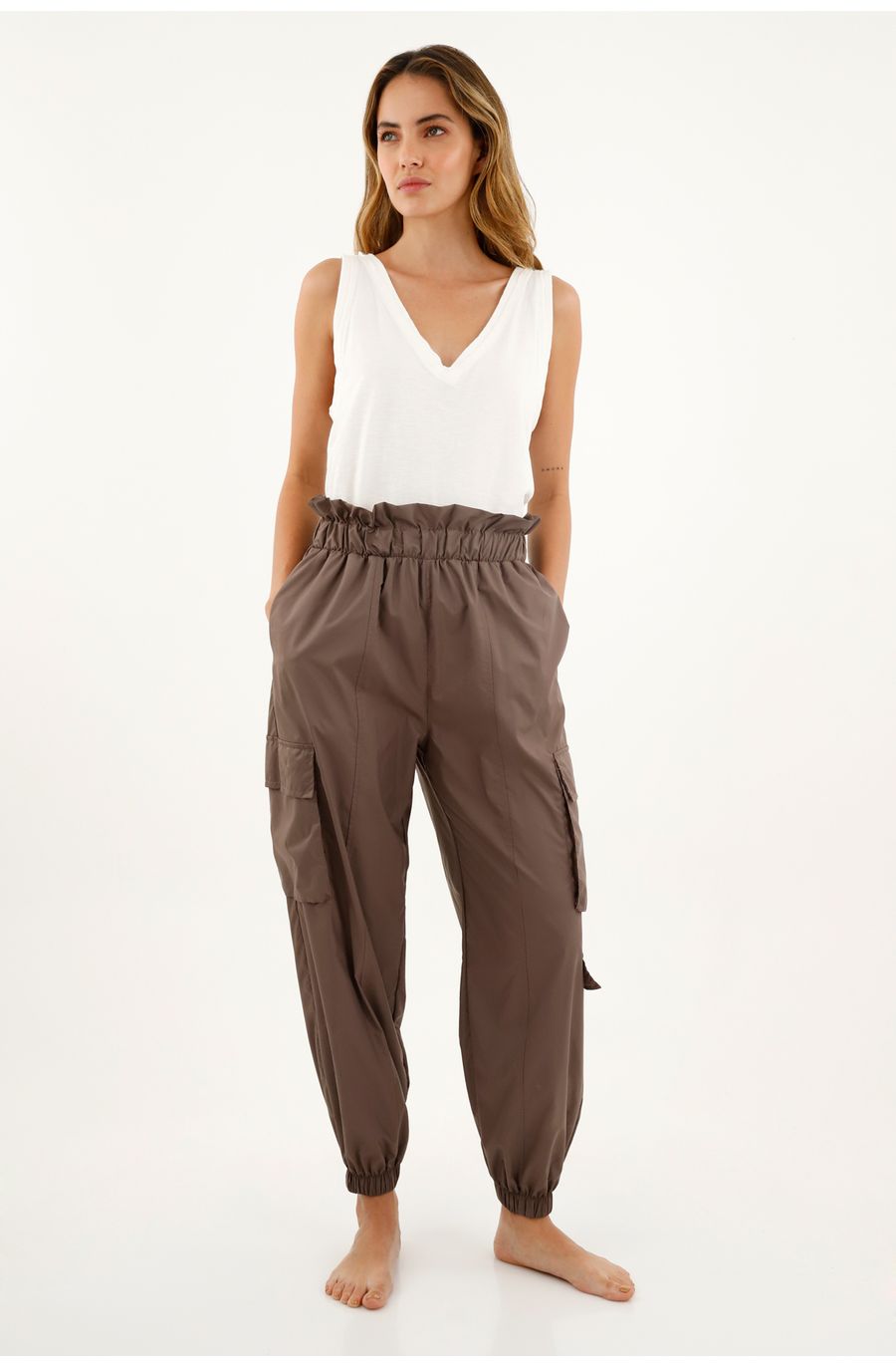 Pantalón tipo parachute para mujer