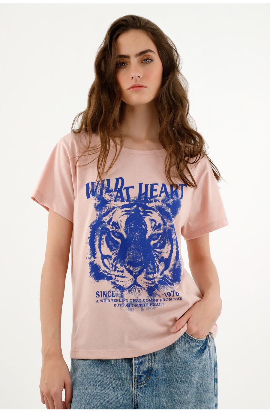 Camiseta rosada estampada en frente para mujer