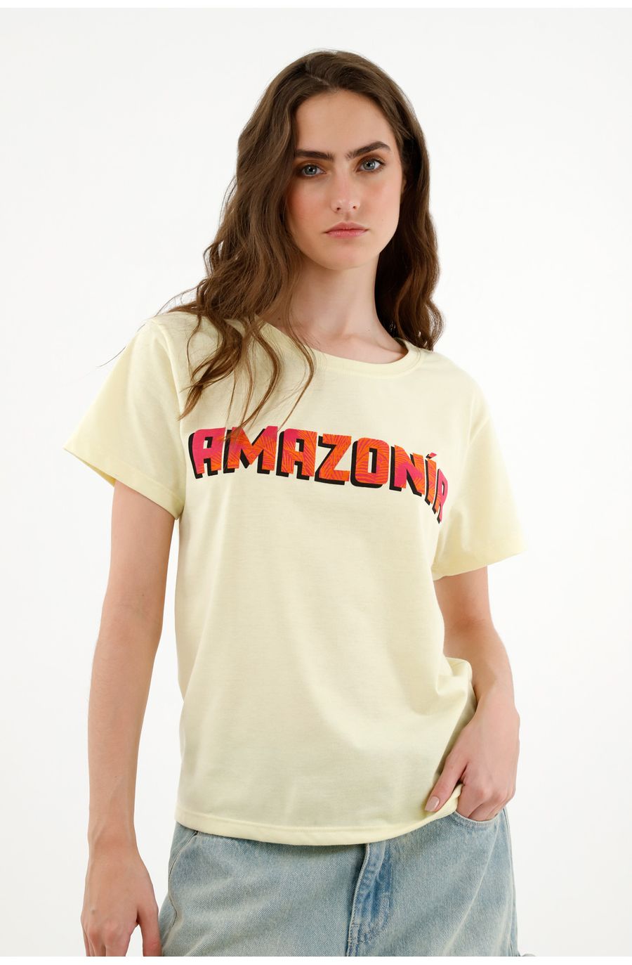 Camiseta amarilla estampada en frente para mujer