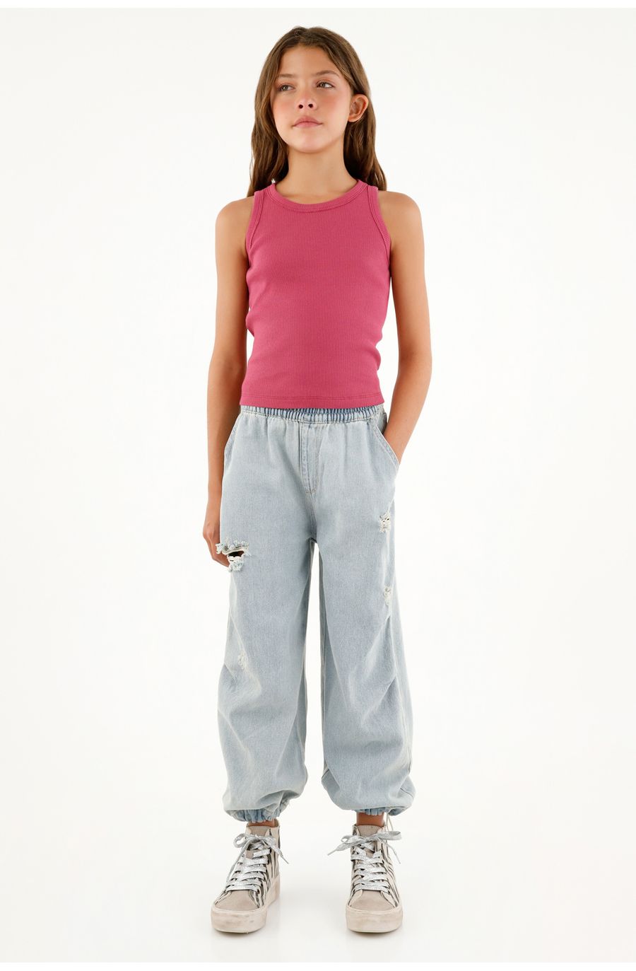 Jean tipo jogger azul para niña