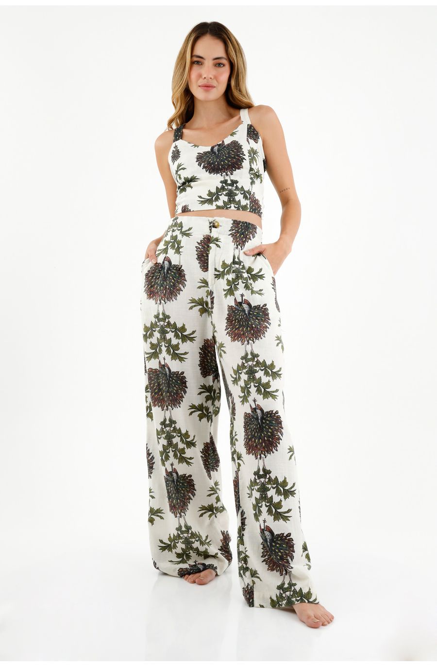 Camisa tipo crop estampada para mujer