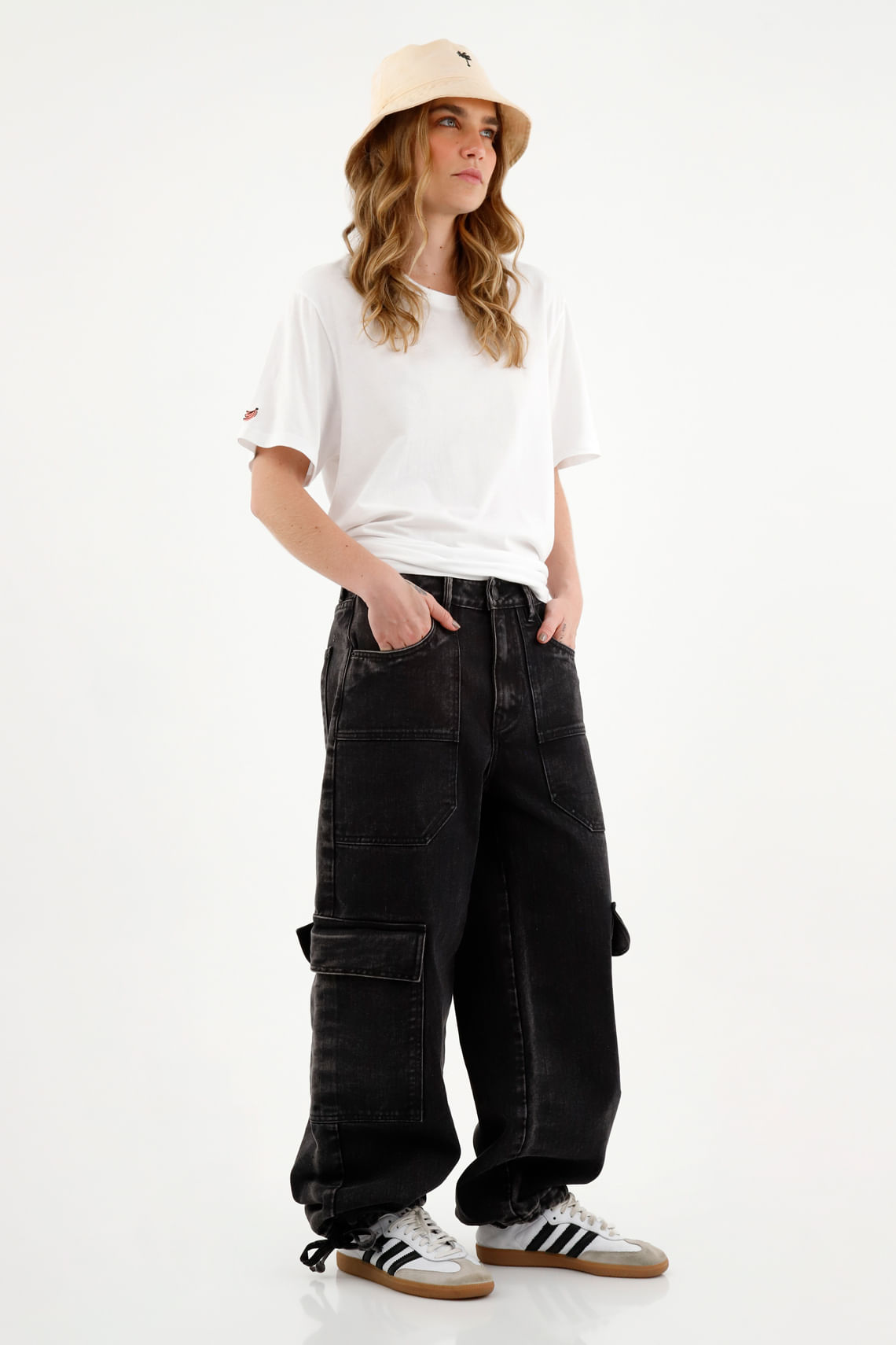 Camiseta unisex blanca cuello redondo en rib