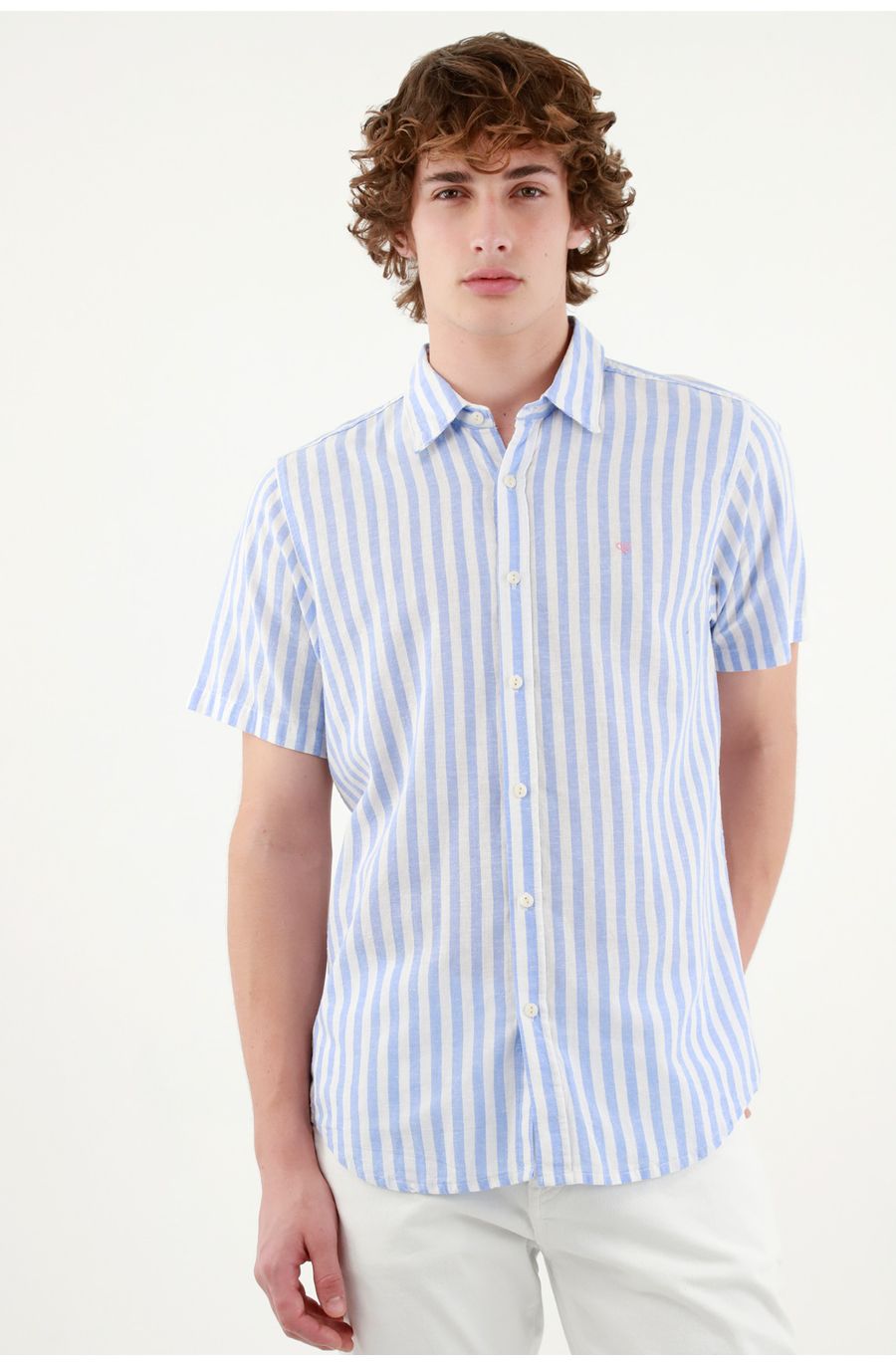 Camisa preteñida a rayas azul para hombre