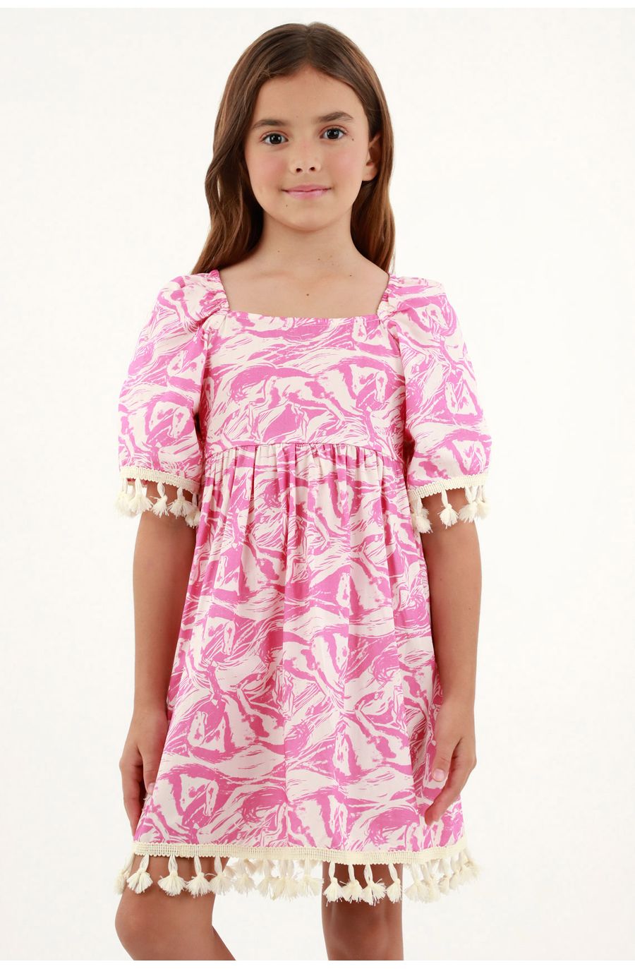 Vestido corto rosado para niña