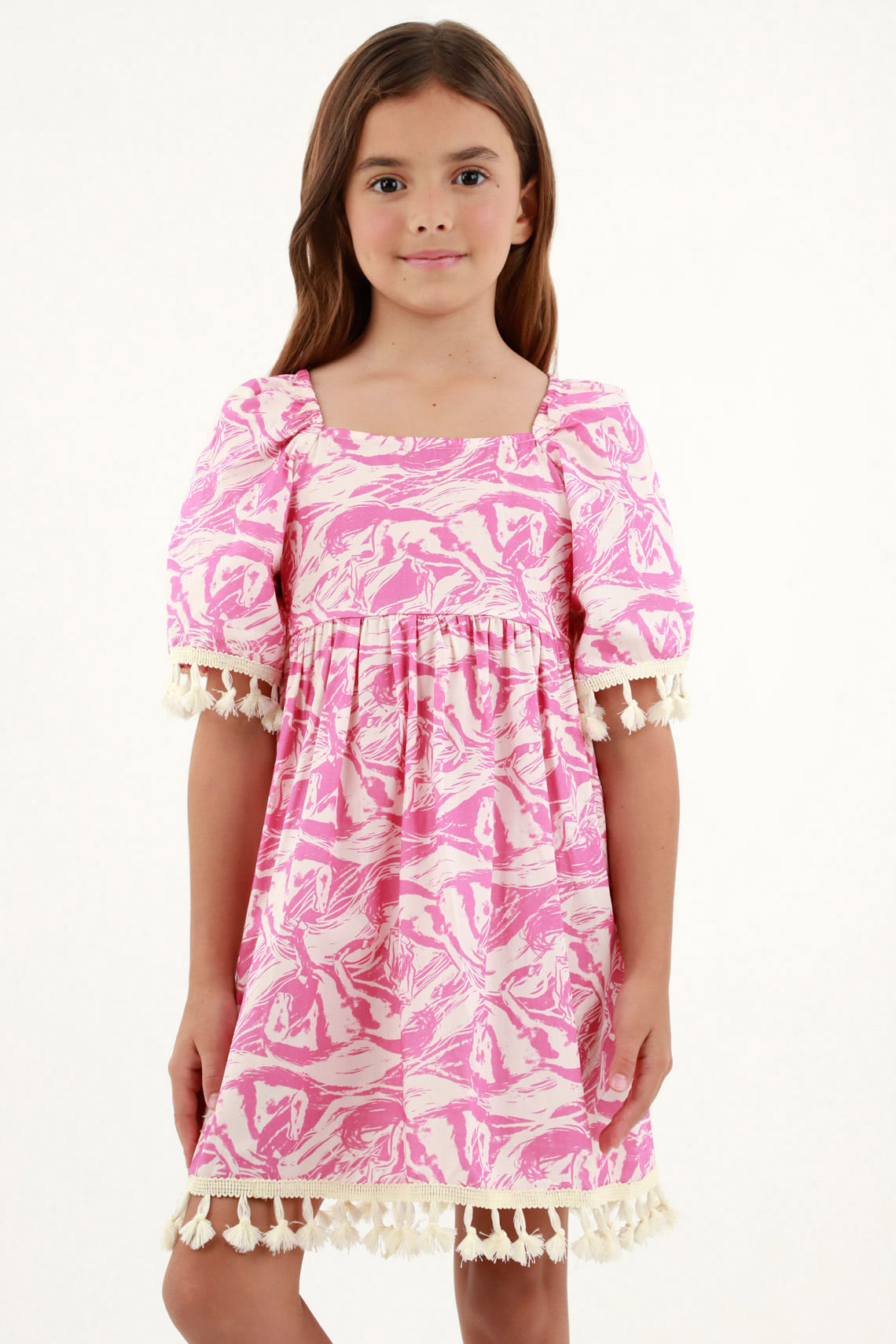 Vestido corto rosado para niña