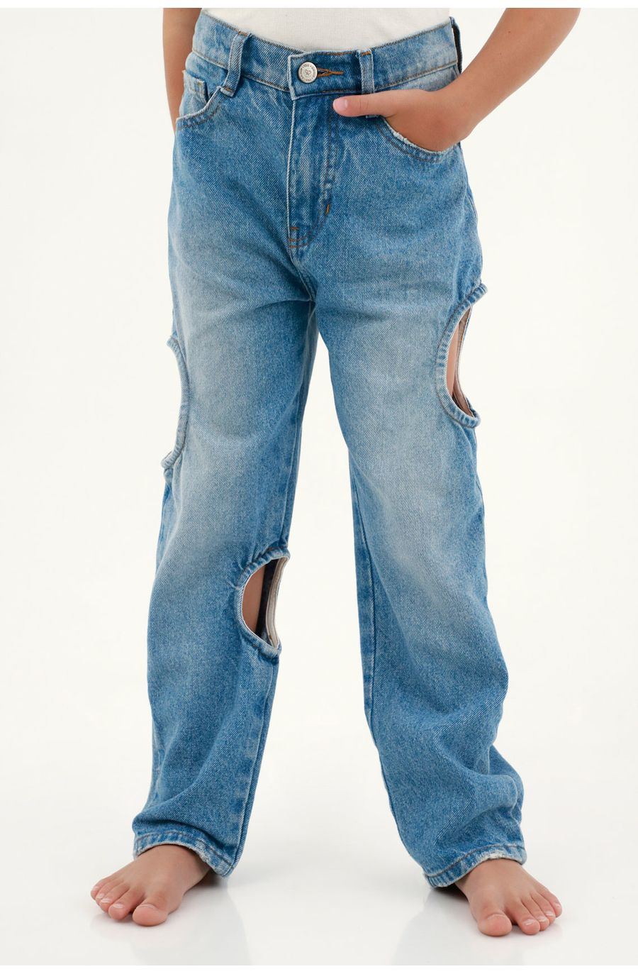 Jean azul con detalles cut out para niña