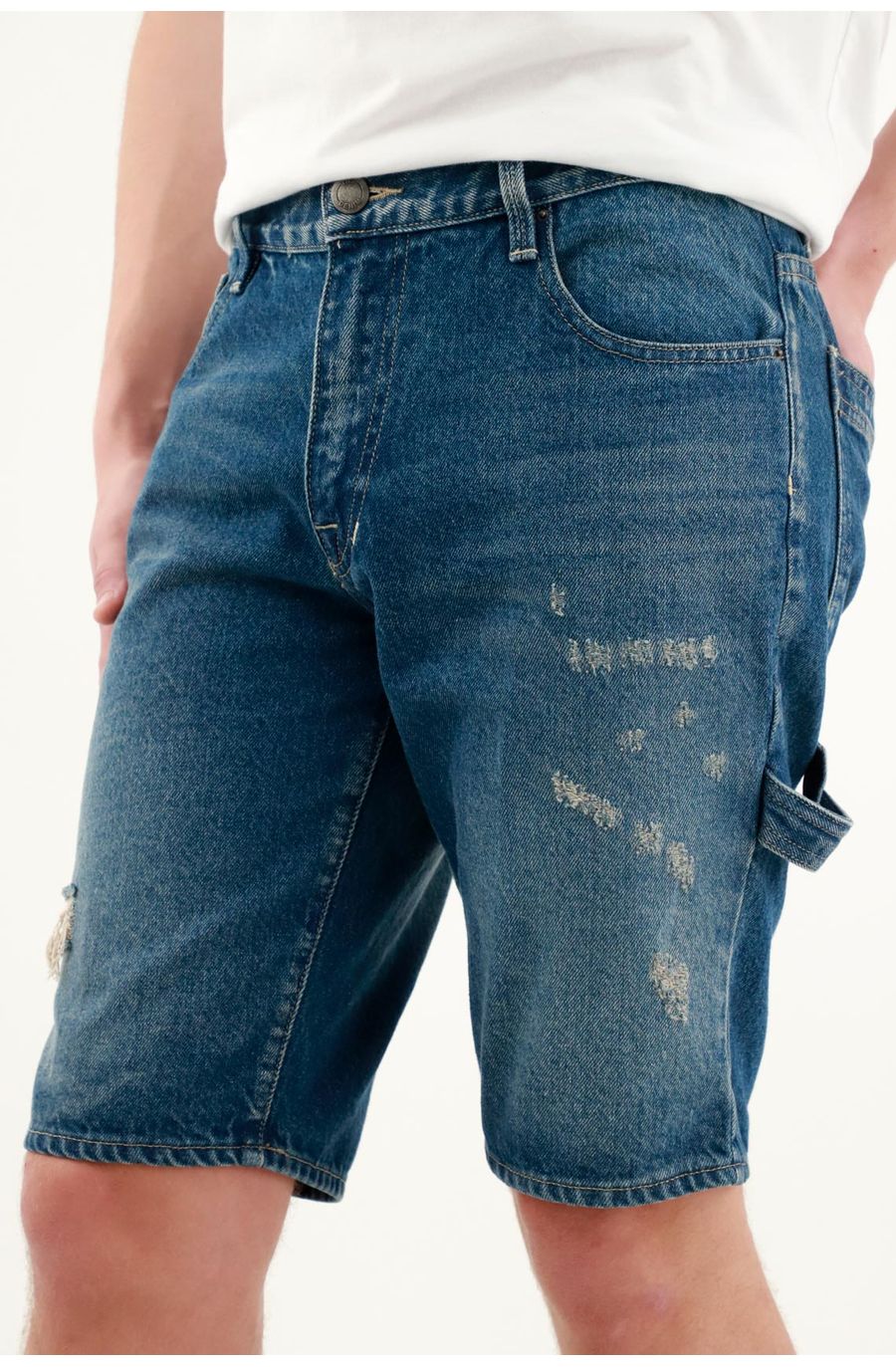 Bermuda azul tipo cargo para hombre