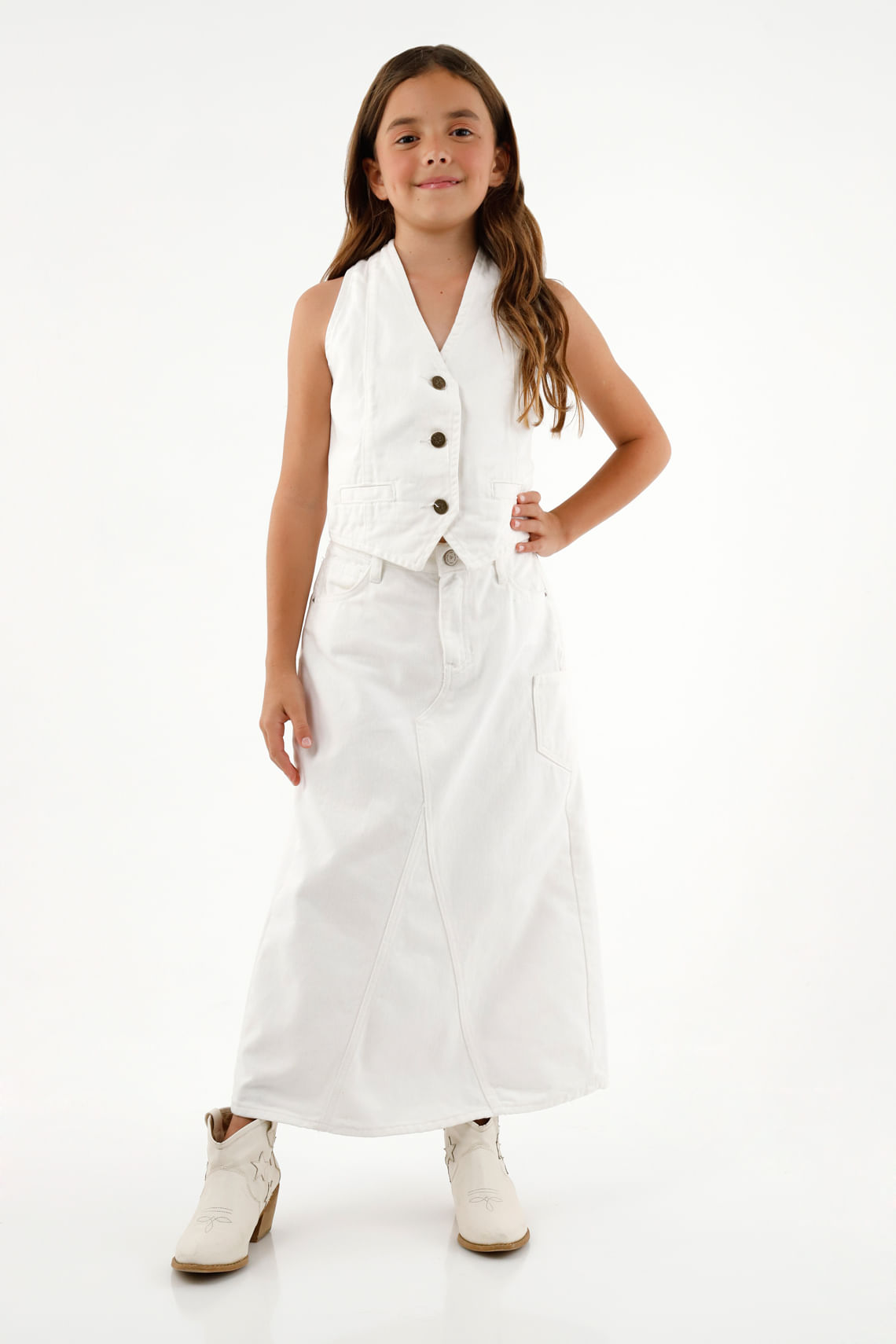 Falda blanca cinco bolsillos para niña