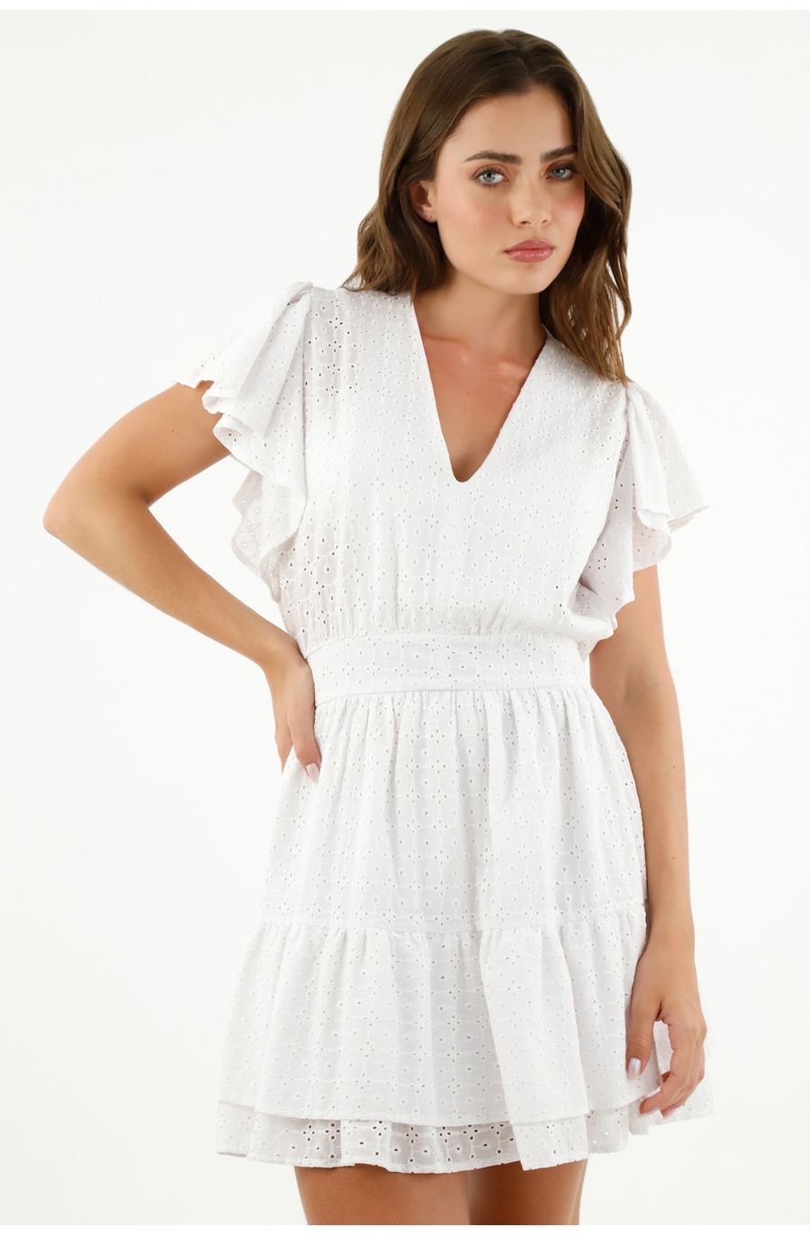Vestido blanco en ojalillo para mujer