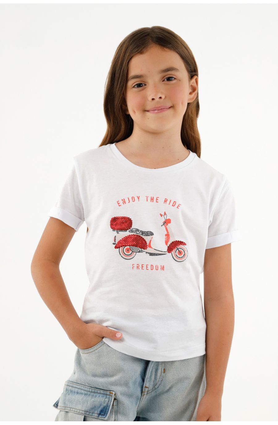 Camiseta básica blanca estampada para niña