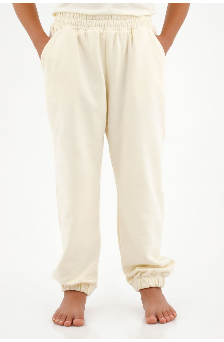 Pantalon tipo jogger crudo para niña