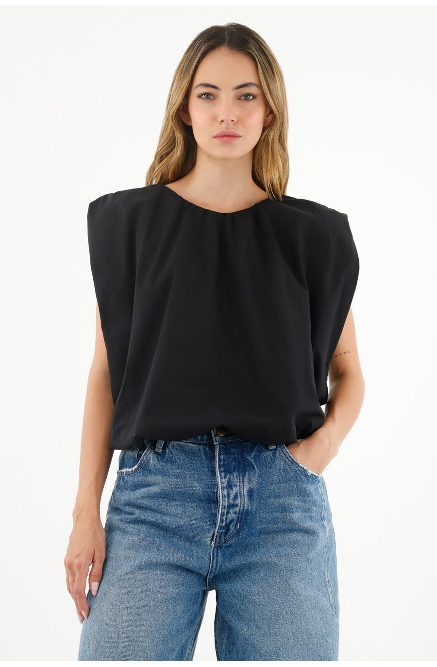 Camisa abombachada negra para mujer