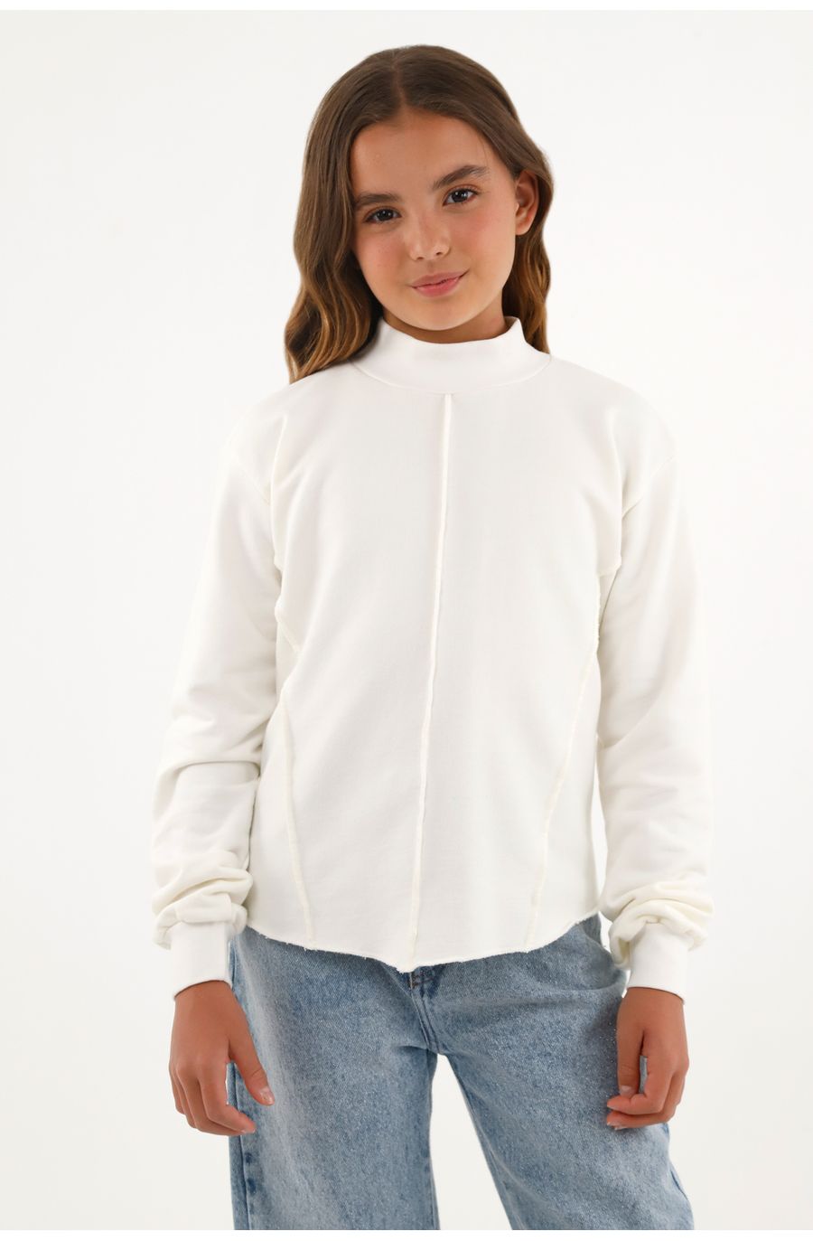 Buzo crudo cuello alto para niña