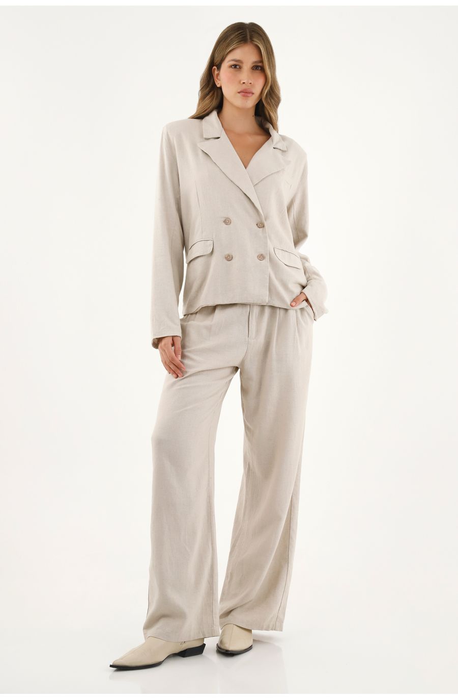 Chaqueta tipo blazer crudo para mujer