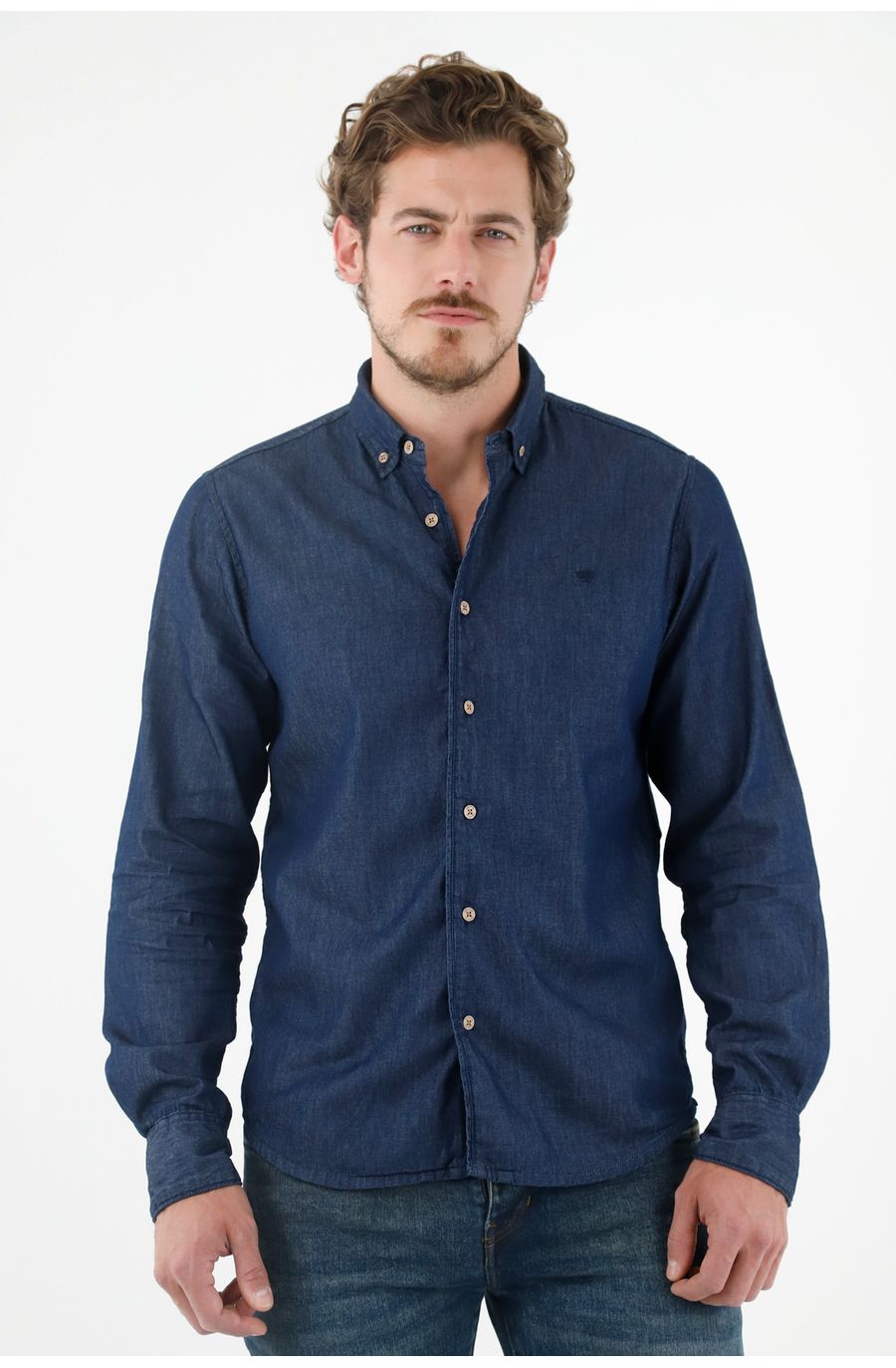 Camisa azul en chambray para hombre