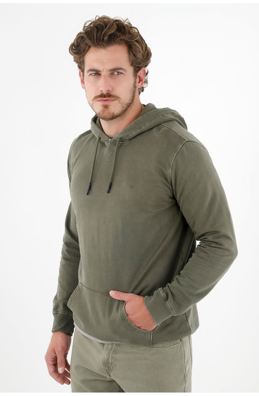 Buzo verde tipo hoodie para hombre
