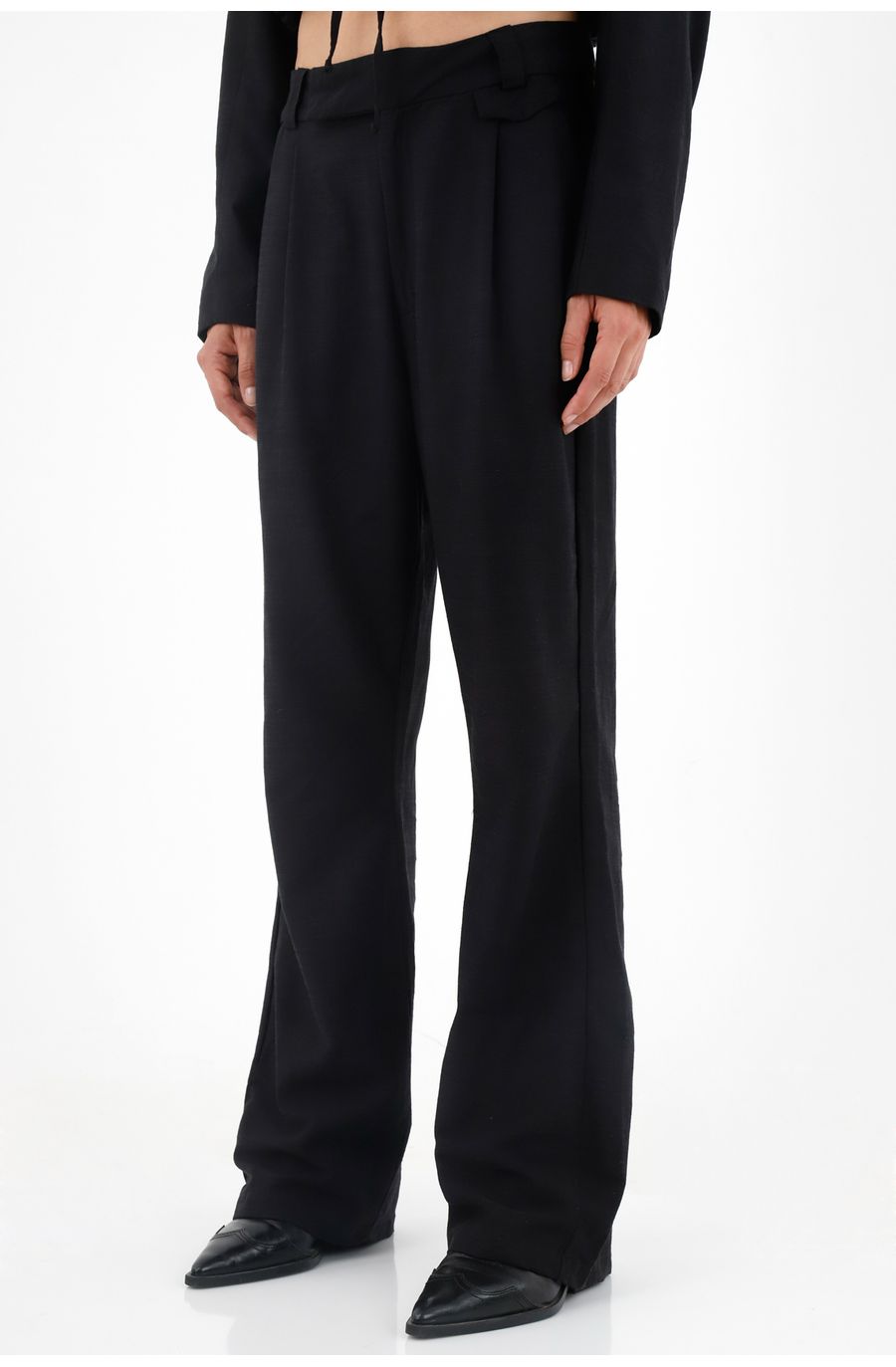 Pantalón negro bota recta para mujer