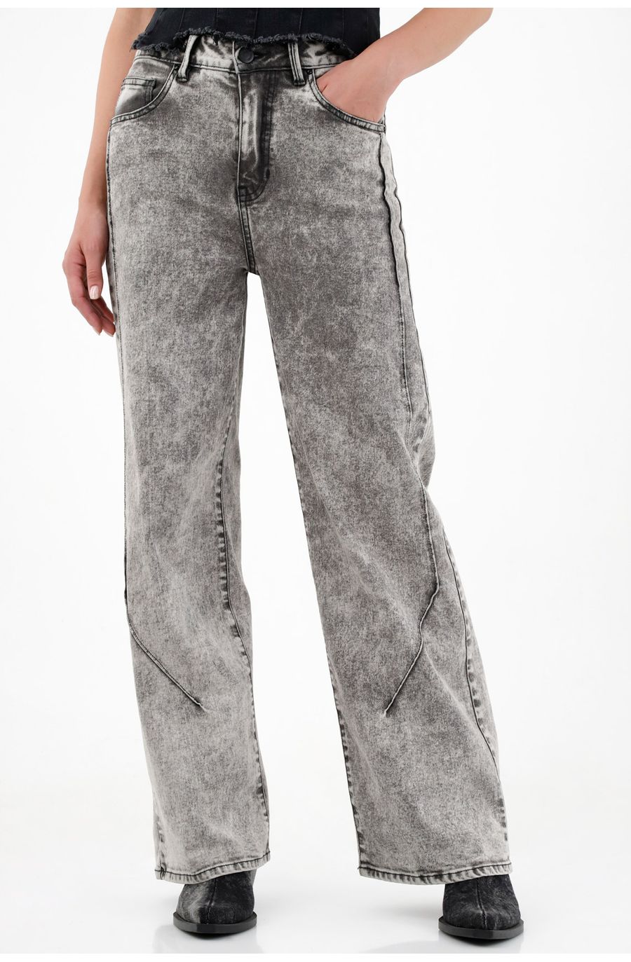 Jean negro en tela comfort para mujer