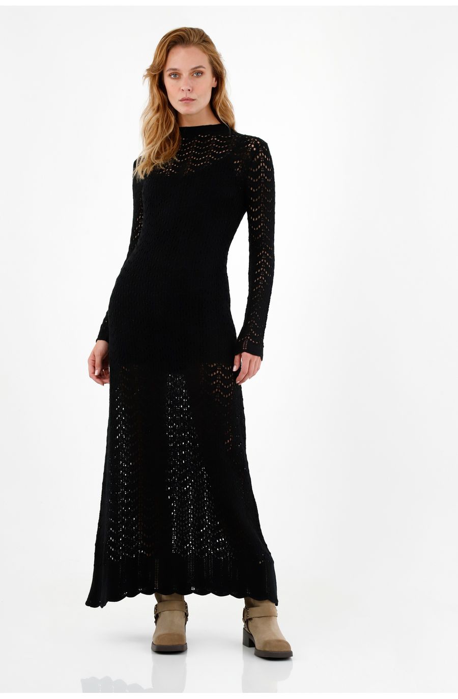 Vestido negro tejido para mujer