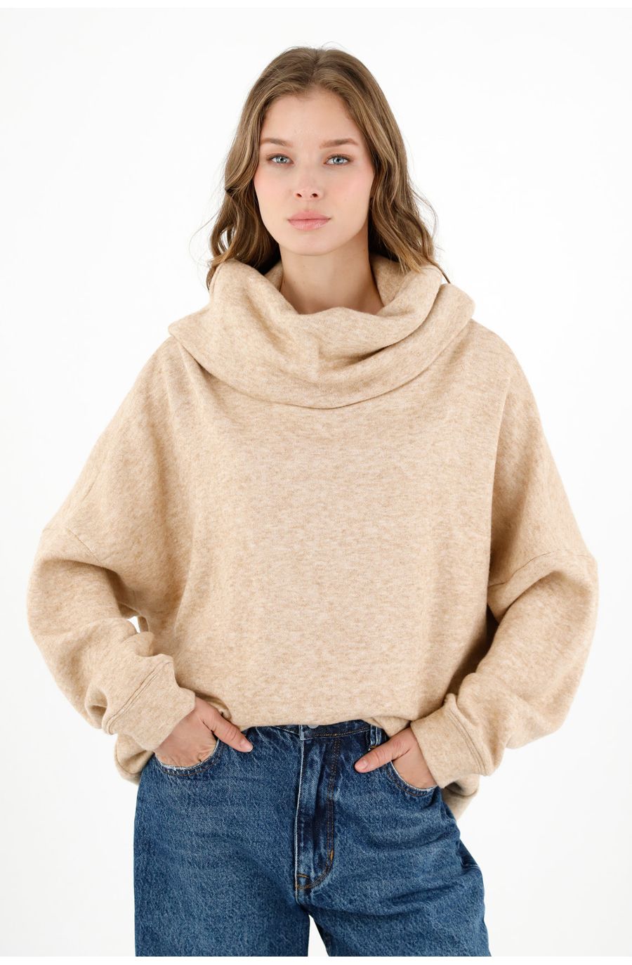 Buzo oversize café para mujer