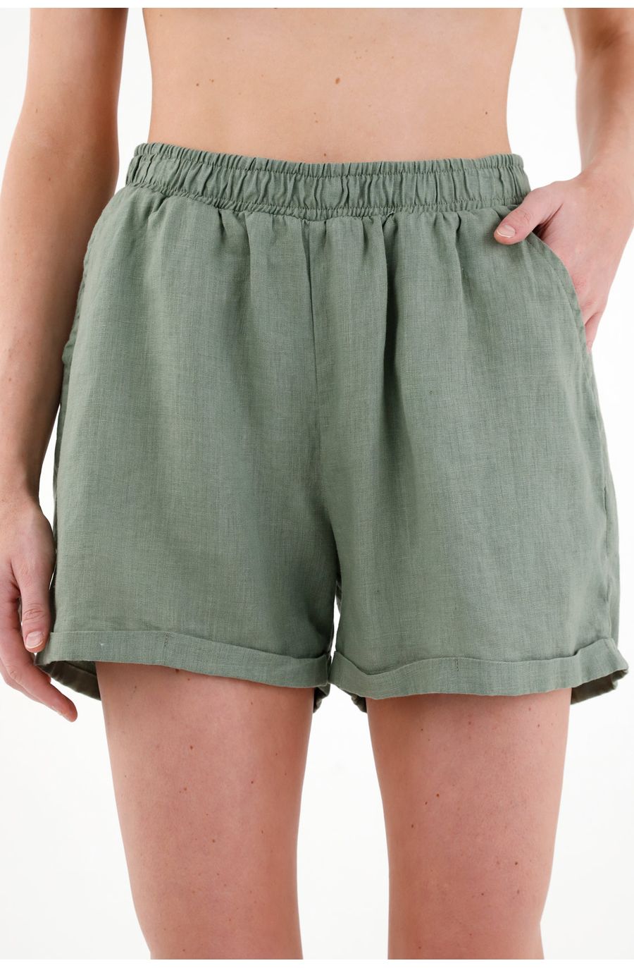 Bermuda verde en 100% lino para mujer