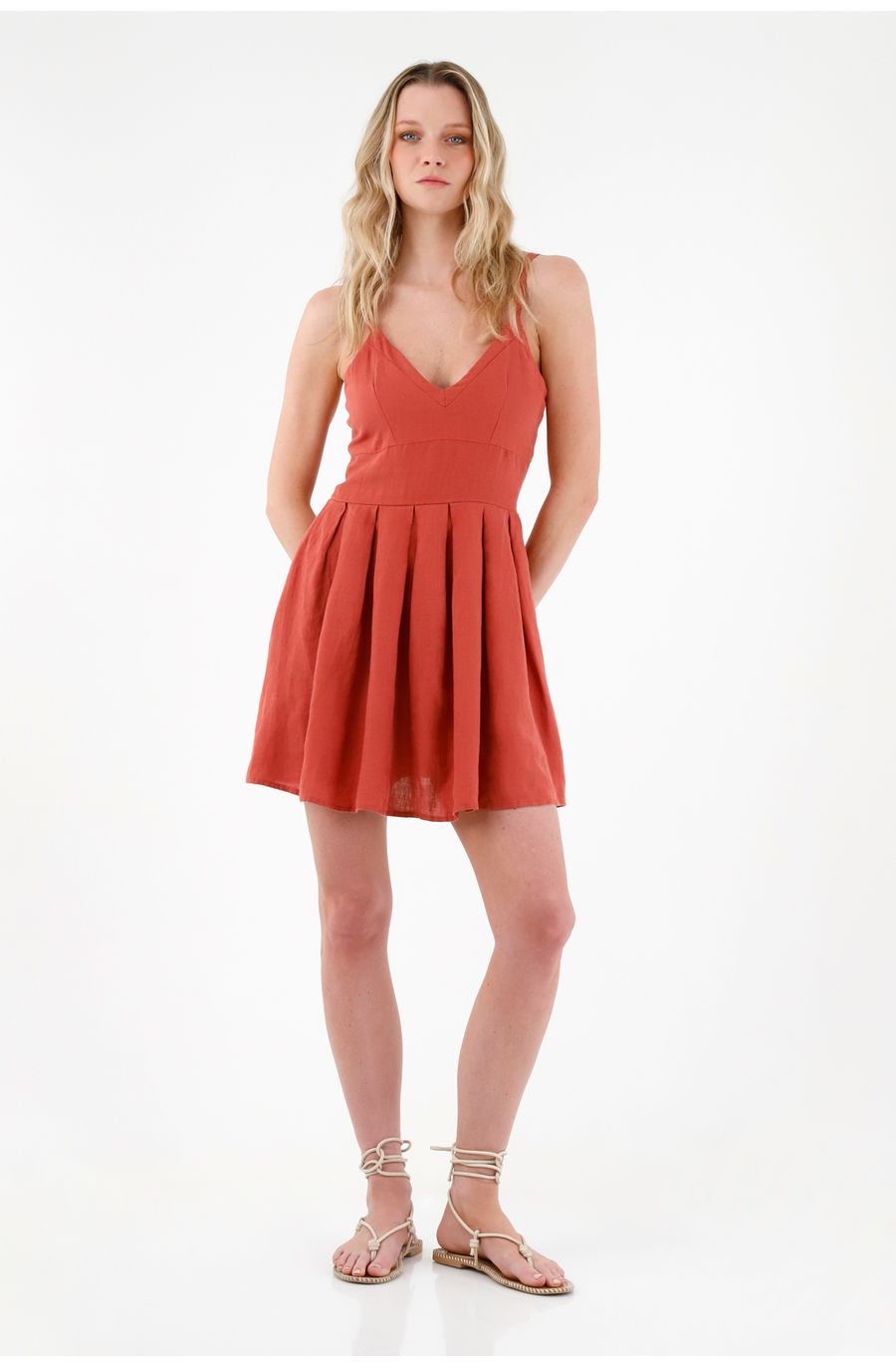 Vestido corto naranja para mujer