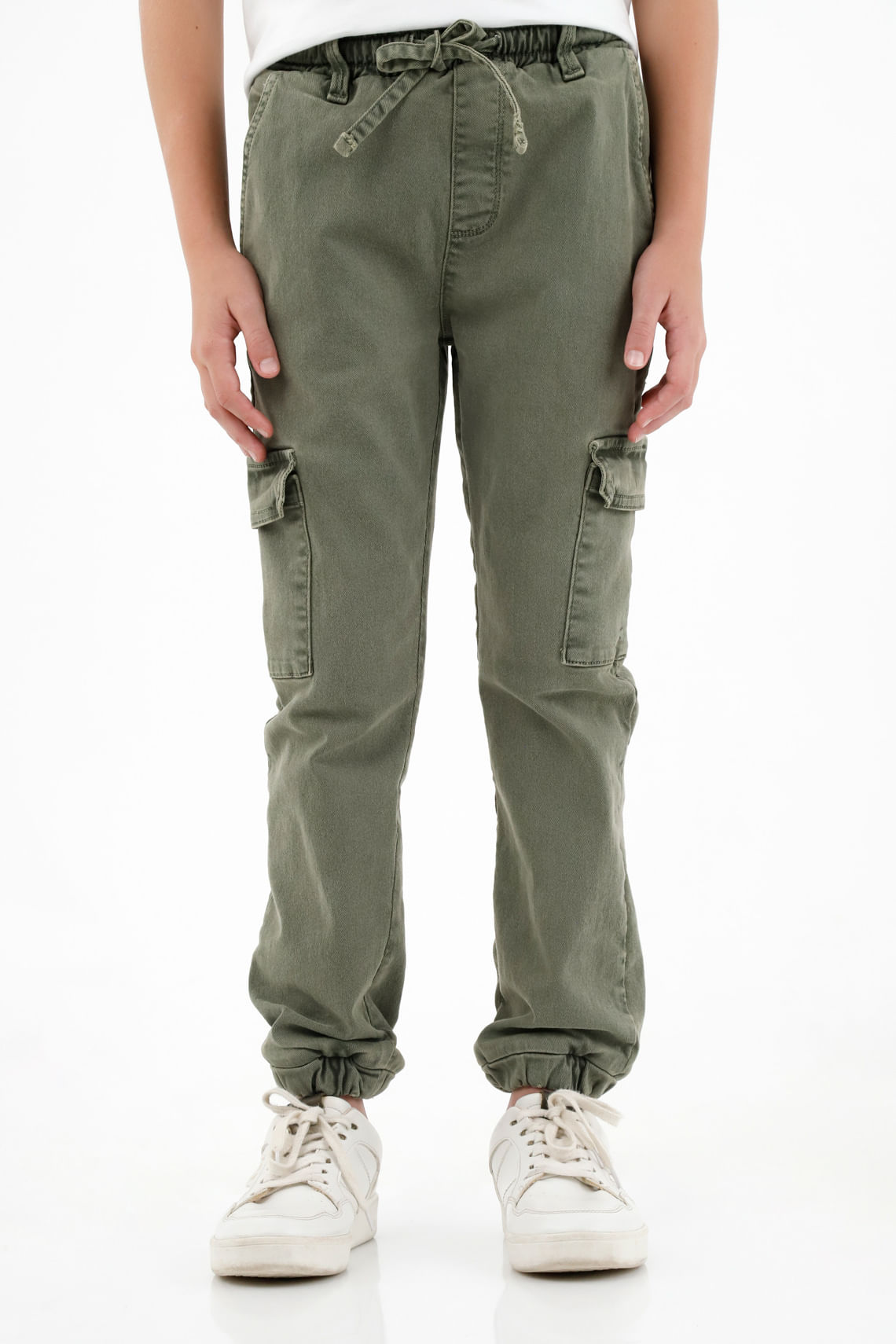 Pantalón verde tipo jogger para niño