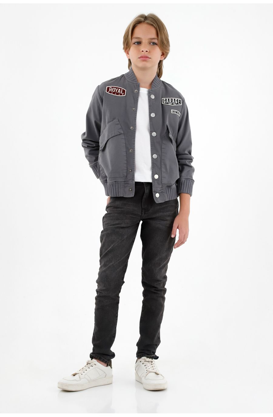 Chaqueta gris tipo bomber para niño