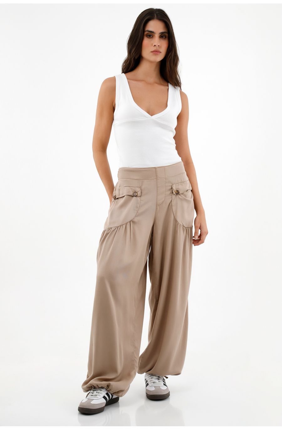 Pantalón oversize café para mujer