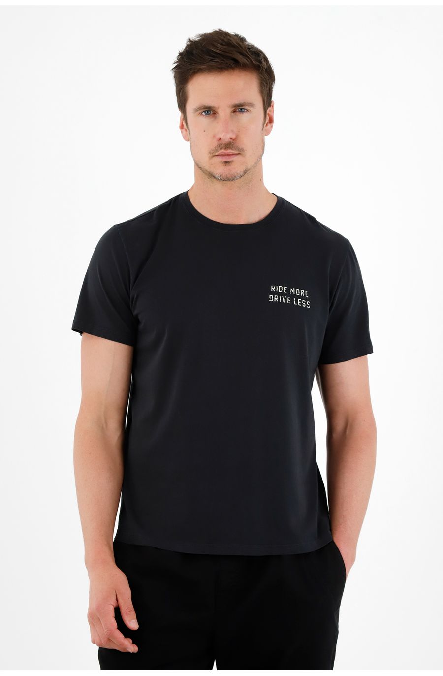 Camiseta negro con efecto overdye para hombre