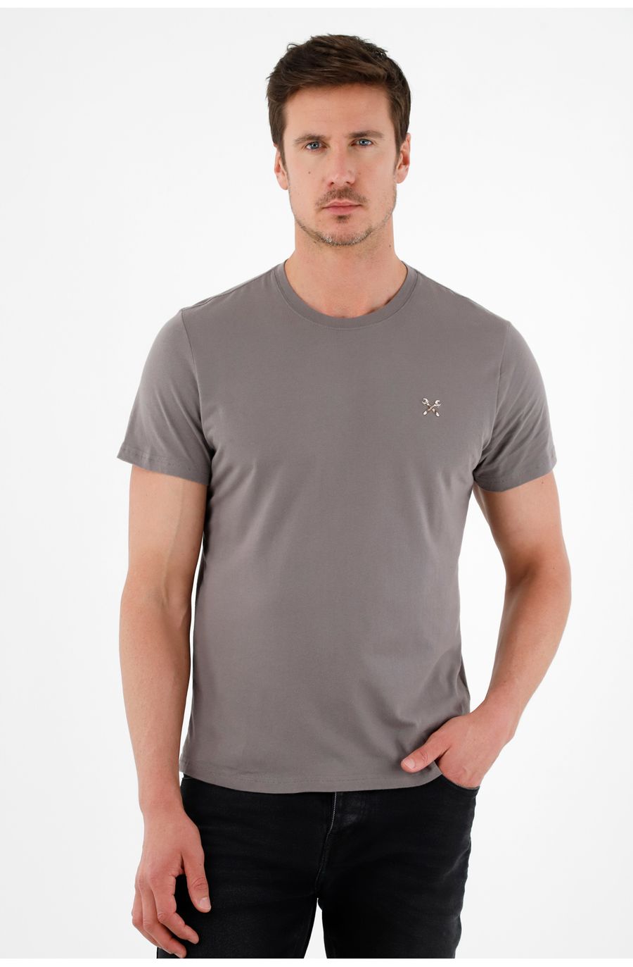 Camiseta gris manga corta para hombre