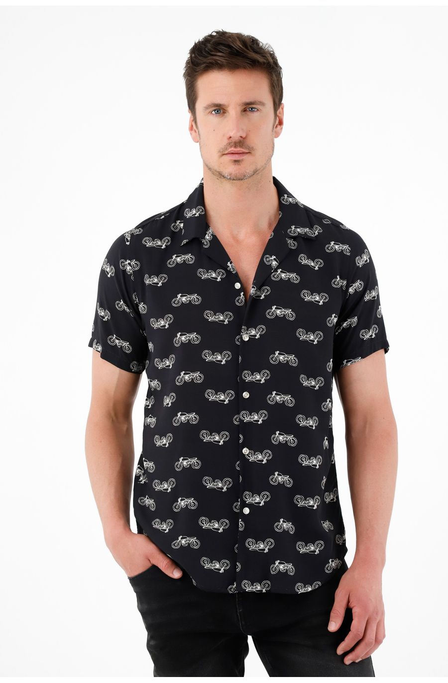 Camisa tipo bowling estampada para hombre