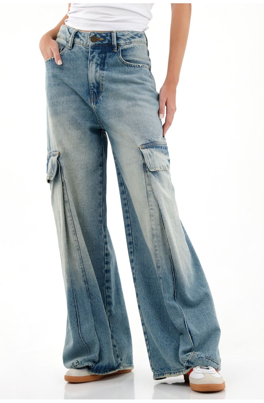 Jean Wide Leg con bolsillos cargo para mujer