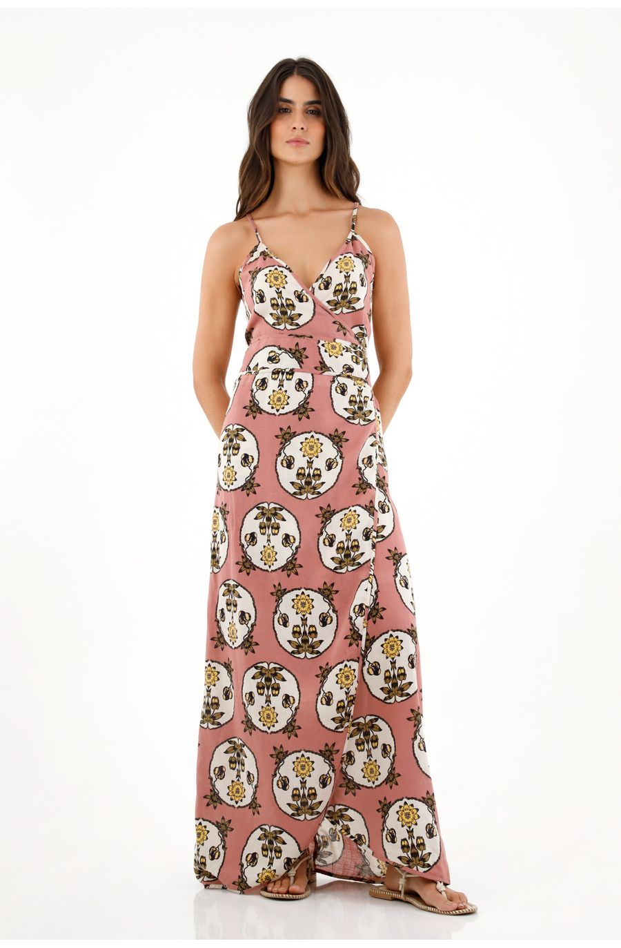 Vestido largo con diseño cruzado para mujer