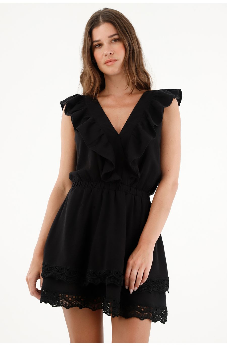 Vestido corto con detalles de encaje negro para mujer