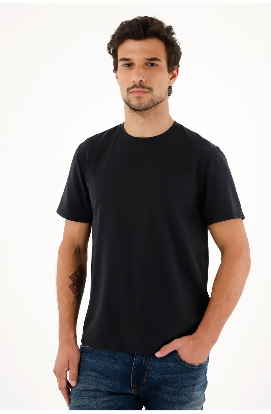 Camiseta negra manga corta para hombre