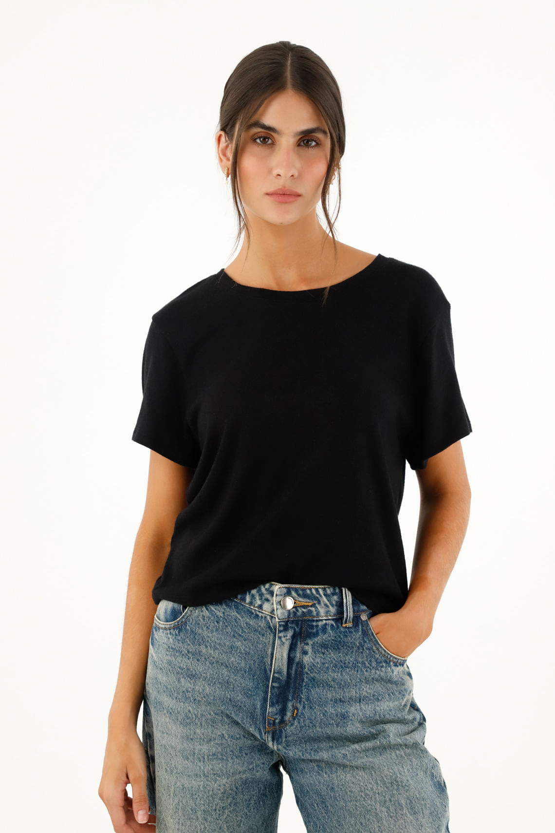Camiseta negra de tacto suave para mujer