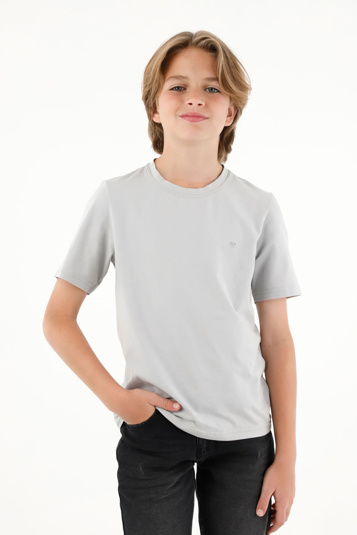 Camiseta gris manga corta para niño
