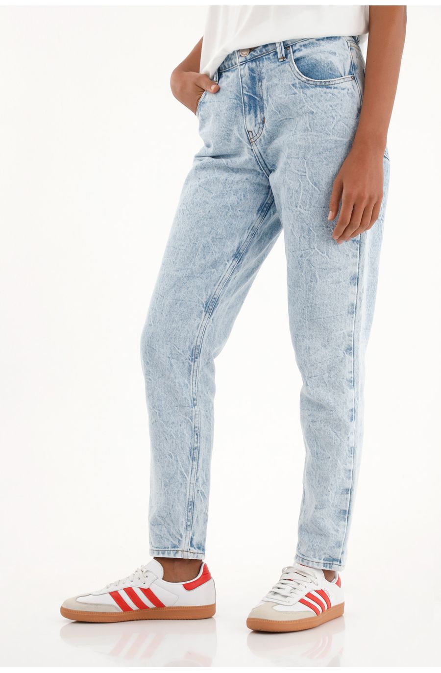 Jean Mom tiro alto tono medio claro para mujer