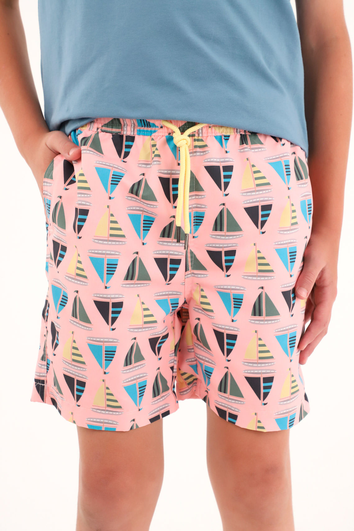 Pantaloneta de baño con estampado de veleros para niño