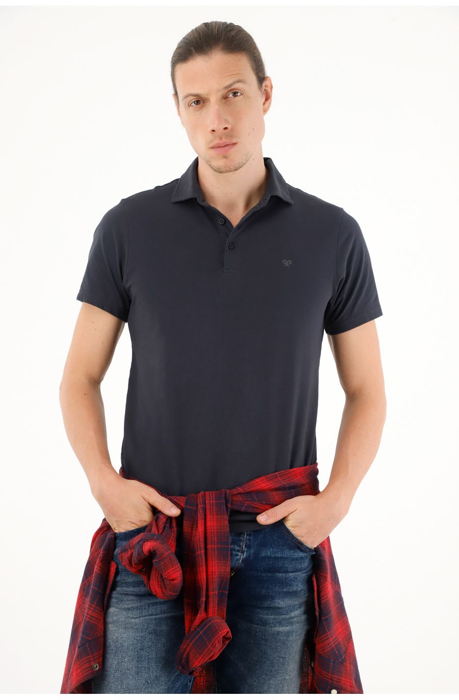 Polo azul con raqueta bordada para hombre