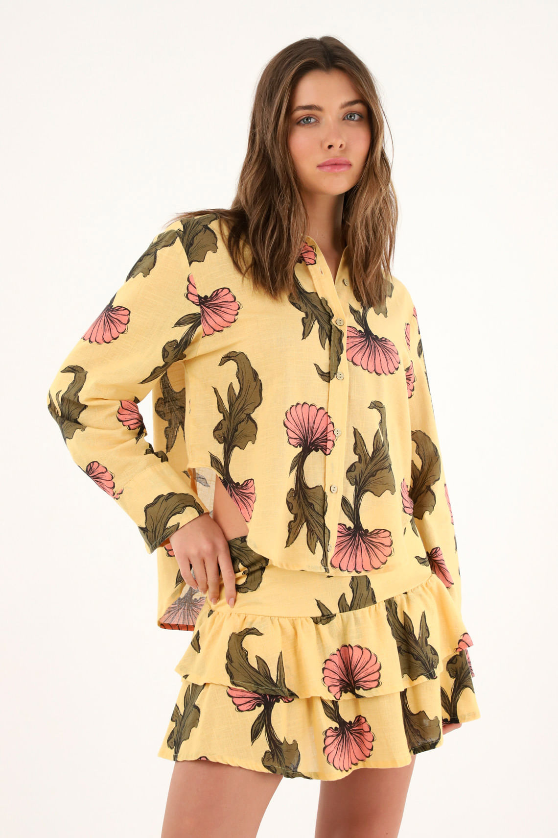 Camisa con estampado de flores manga larga para mujer