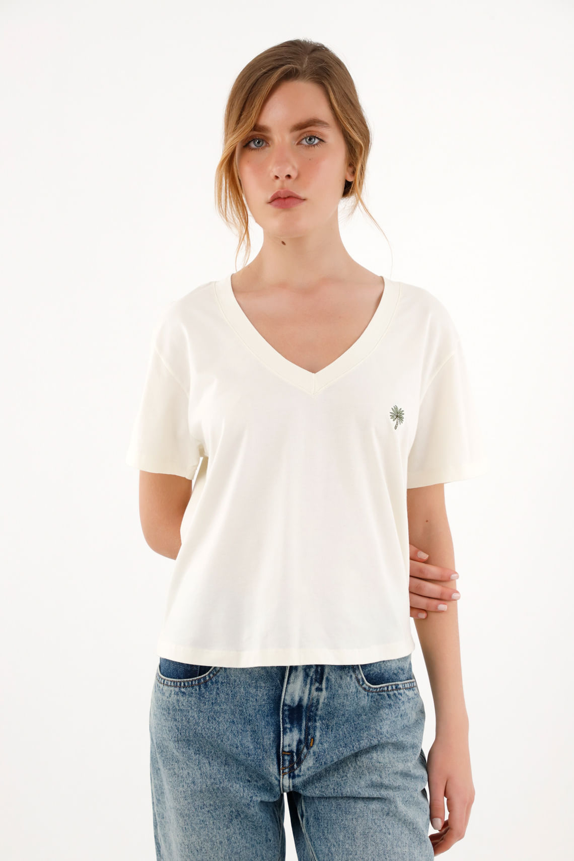Camiseta crudo con cuello en V para mujer