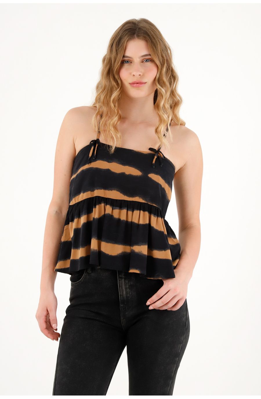 Camisa de tiras con estampado tie dye para mujer