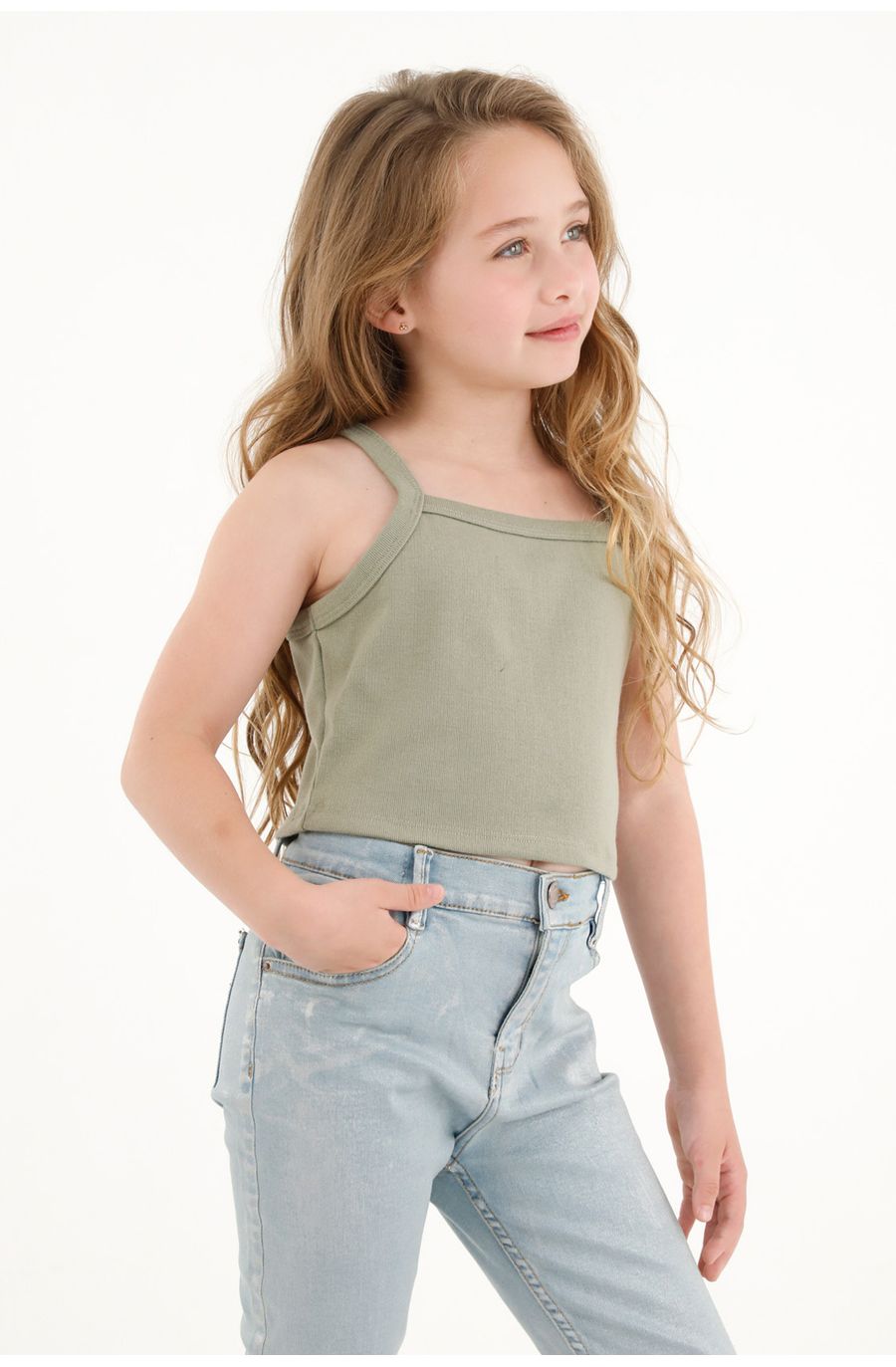 Camiseta crop verde en rib para niña