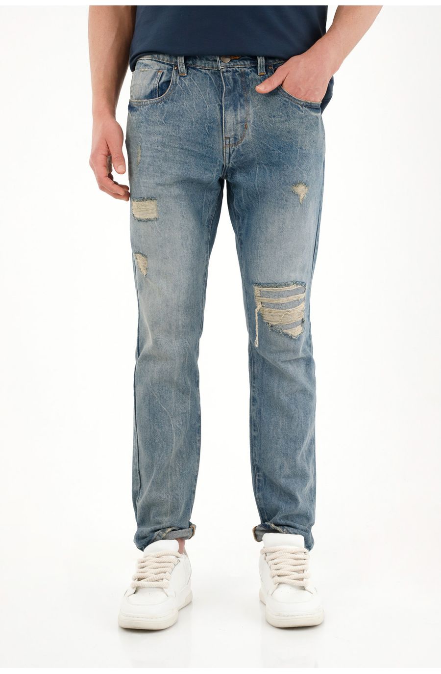 Jean Classic de tiro medio con rotos y bordado posterior para hombre